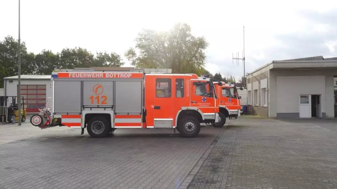 FW-BOT: Brand auf einer Baustelle - Bild: presseportal.de