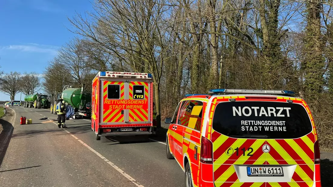 FW-WRN: Tödlicher Verkehrsunfall auf der Südkirchener Straße - Bild: presseportal.de