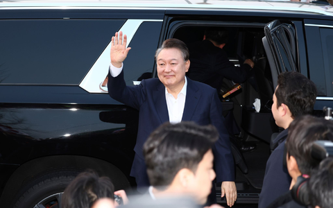 Wieder auf freiem Fuß: Südkoreas suspendierter Präsident.    - Foto: Yonhap/AP/dpa