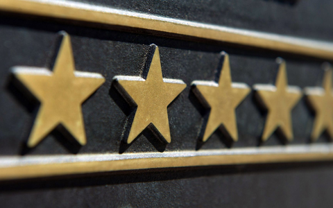 Die Einstufung, wie viele Sterne ein Hotel oder eine Ferienwohnung haben, wird für Touristen immer unwichtiger. (Symbolbild) - Foto: Stefan Sauer/dpa-Zentralbild/dpa