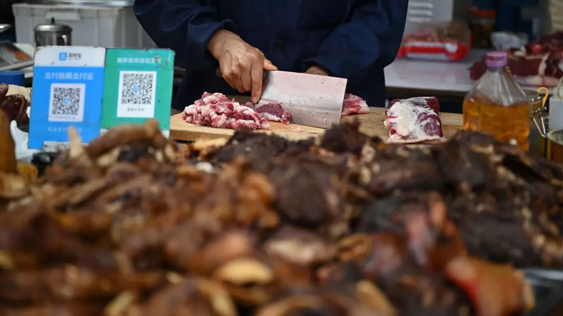 Die Entwicklung der Verbraucherpreise bereitet Chinas Regierung Sorge. (Symbolbild)  - Bild: Johannes Neudecker/dpa