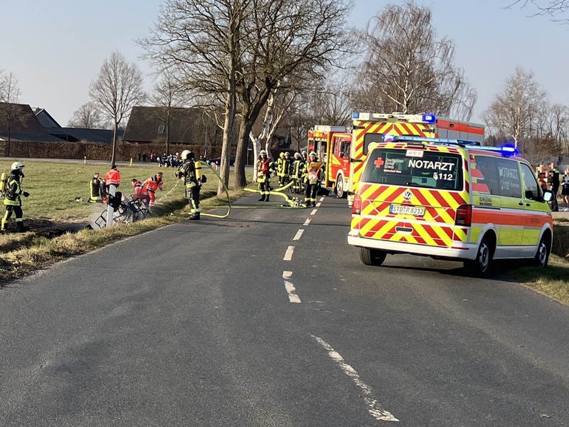 POL-STD: 65-jähriger Quadfahrer unter Alkohol bei Unfall in der Gemarkung Ahlerstedt schwer verletzt, Bedrohungslage in Buxtehude-Ottensen glimpflich beendet - Foto: presseportal.de
