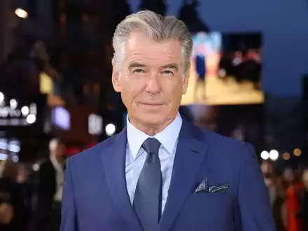 Pierce Brosnan spielte von 1995 bis 2002 James Bond.  - Foto: Vianney Le Caer/AP/dpa