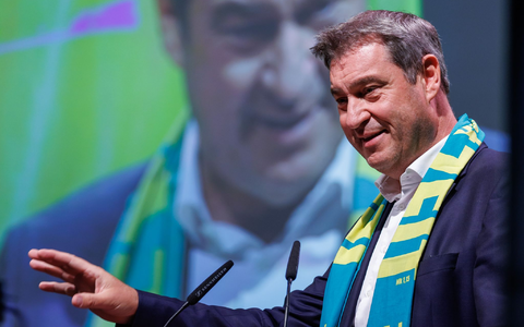 CSU-Chef Markus Söder hat den Kirchen stärkere Zurückhaltung in der Politik empfohlen (Archivbild). - Foto: Daniel Karmann/dpa CSU-Chef Markus Söder hat den Kirchen stärkere Zurückhaltung in der Politik empfohlen (Archivbild). - Foto: Daniel Karmann/dpa