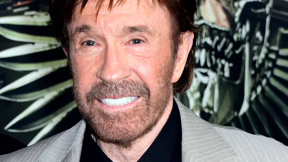 Mit Action-Rollen wurde Chuck Norris in Hollywood bekannt. (Archivbild)  - Bild: Paul Buck/EPA/dpa