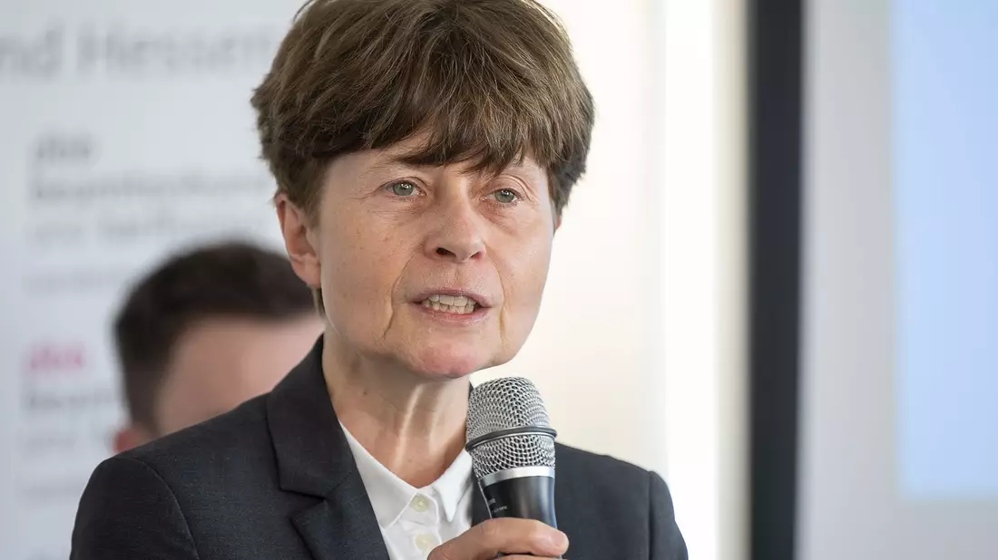 Britta Bannenberg ist Professorin für Kriminologie an der Justus-Liebig-Universität Gießen. Sie forscht seit vielen Jahren zu Amoktaten. - Bild: Sebastian Christoph Gollnow/dpa