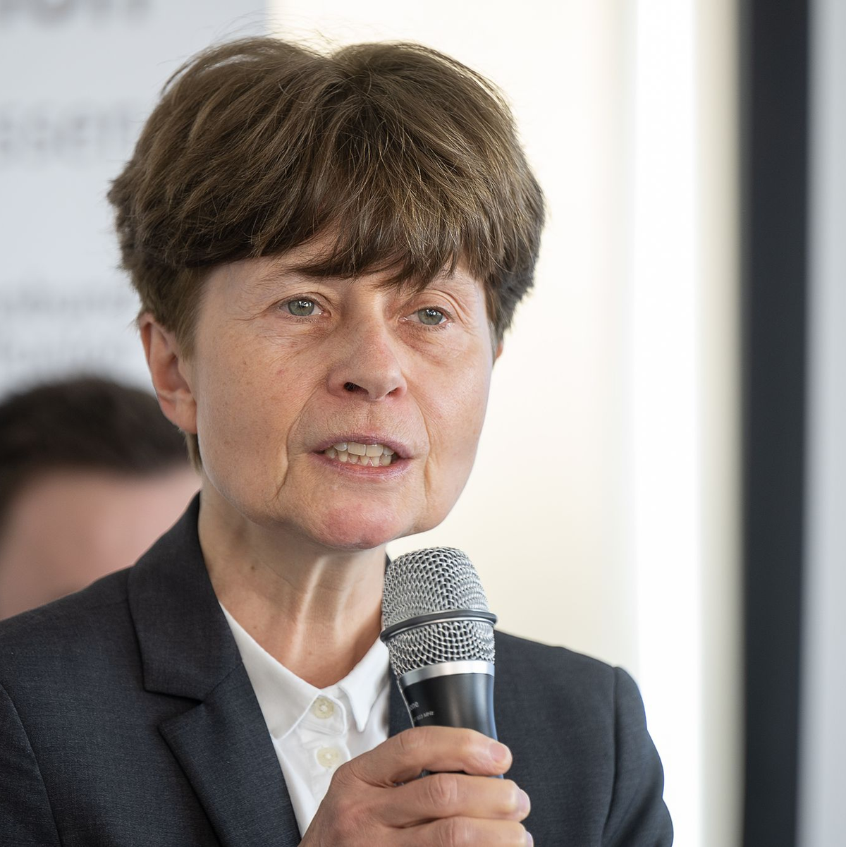 Britta Bannenberg ist Professorin für Kriminologie an der Justus-Liebig-Universität Gießen. Sie forscht seit vielen Jahren zu Amoktaten. - Foto: Sebastian Christoph Gollnow/dpa