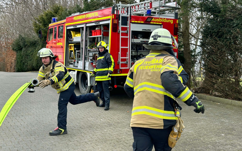 FW-EN: Lehrgang endet erfolgreich - 18 frisch gebackene Truppführer im EN-Kreis - Foto: presseportal.de