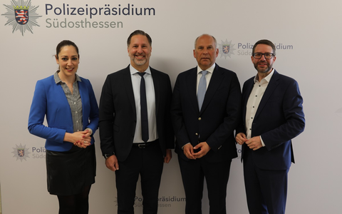 POL-OF: Neue Sicherheitsstruktur für die Stadt Hanau und den Main-Kinzig-Kreis infolge der Auskreisung Hanaus / Hanau erhält ein Polizeirevier - Foto: presseportal.de POL-OF: Neue Sicherheitsstruktur für die Stadt Hanau und den Main-Kinzig-Kreis infolge der Auskreisung Hanaus / Hanau erhält ein Polizeirevier - Foto: presseportal.de