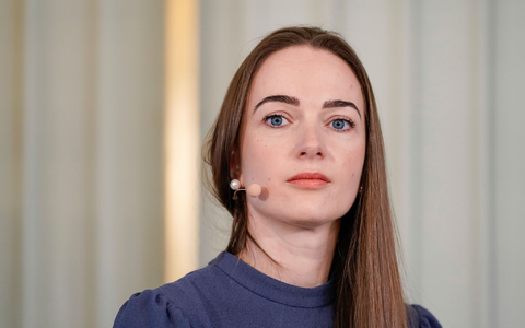 Mehr als 130 Nobelpreisträger haben eine Petition unterschrieben, eingefrorene russische Vermögenswerte für die Ukraine zu verwenden. Sie wurde der Friedensnobelpreisträgerin Oleksandra Matwijtschuk überreicht. - Foto: Håkon Mosvold Larsen/NTB/dpa