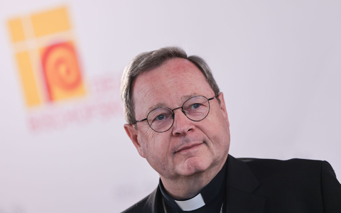 Der Limburger Bischof Georg Bätzing leitet die viertägige Frühjahrsvollversammlung der Deutschen Bischofskonferenz in Kall. - Foto: Oliver Berg/dpa Der Limburger Bischof Georg Bätzing leitet die viertägige Frühjahrsvollversammlung der Deutschen Bischofskonferenz in Kall. - Foto: Oliver Berg/dpa