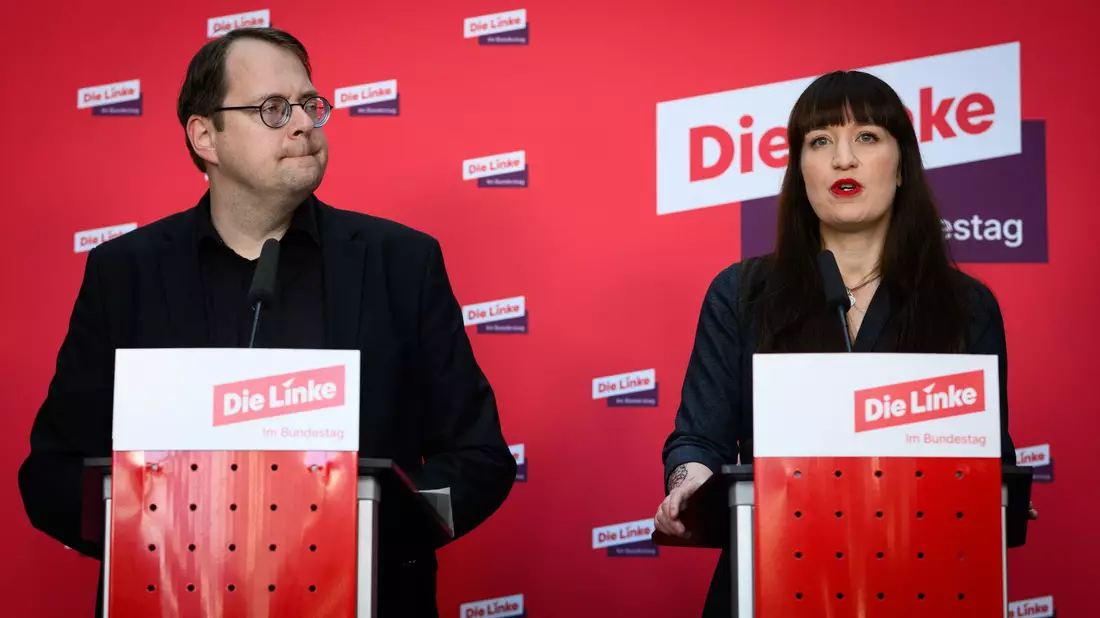 Sören Pellmann und Heidi Reichinnek kündigen einen Eilantrag vor dem Bundesverfassungsgericht an. - Bild: Bernd von Jutrczenka/dpa
