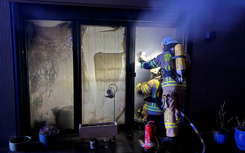 Feuerwehr Goch: Zimmerbrand in Werkstatthalle: Eine Person kam ins Krankenhaus - Foto: presseportal.de