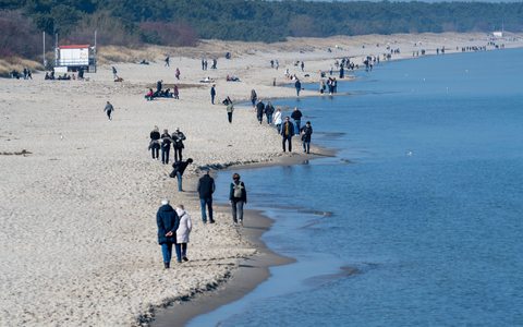 Urlaub an der See spielt im ersten Quartal noch keine große Rolle. - Foto: Stefan Sauer/dpa