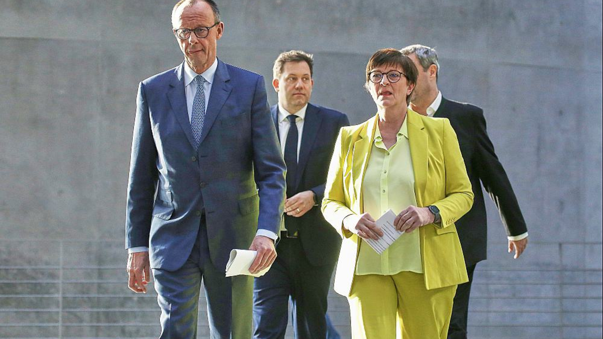 Friedrich Merz, Lars Klingbeil, Saskia Esken, Markus Söder am 08.03.2025 - Foto: über dts Nachrichtenagentur