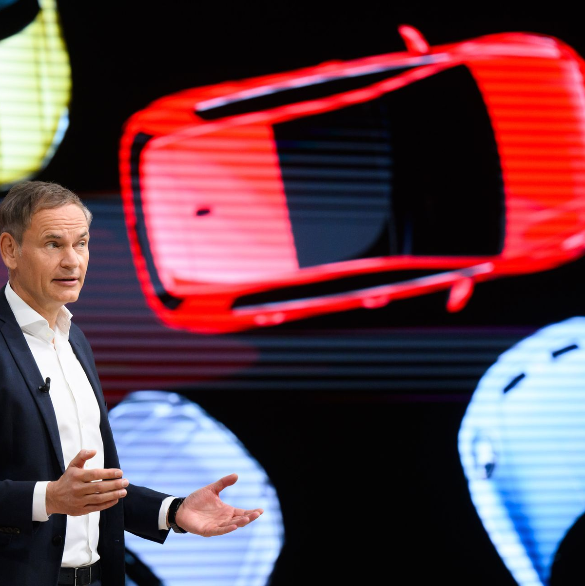 VW überlegt, künftig mehr Autos in den USA herzustellen. (Archivfoto) - Foto: Julian Stratenschulte/dpa