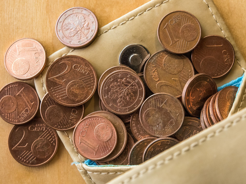 Auf- und Abrunden könnten Cent-Münzen in Deutschland verzichtbar machen. (Symbolbild) - Foto: Patrick Pleul/dpa-Zentralbild/dpa