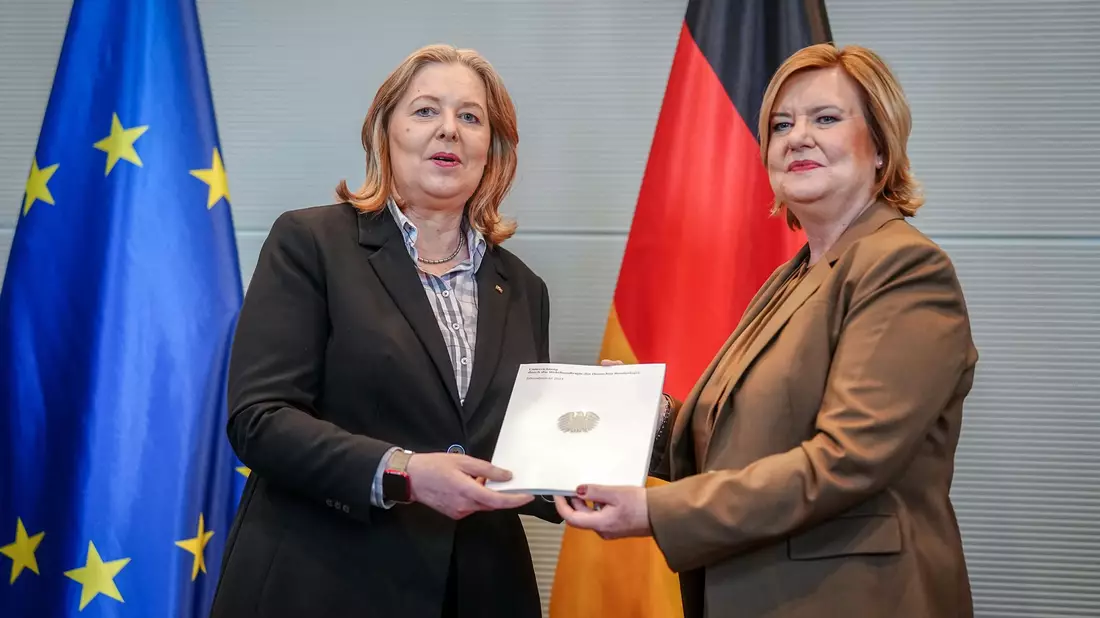 Übergabe des Jahresberichts 2024 der Wehrbeauftragten - Bild: Kay Nietfeld/dpa