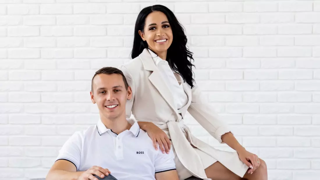 Finanziell unabhängig durch Copywriting – Lobna und Michael Schafhauser zeigen, wie es funktioniert - Bild: presseportal.de