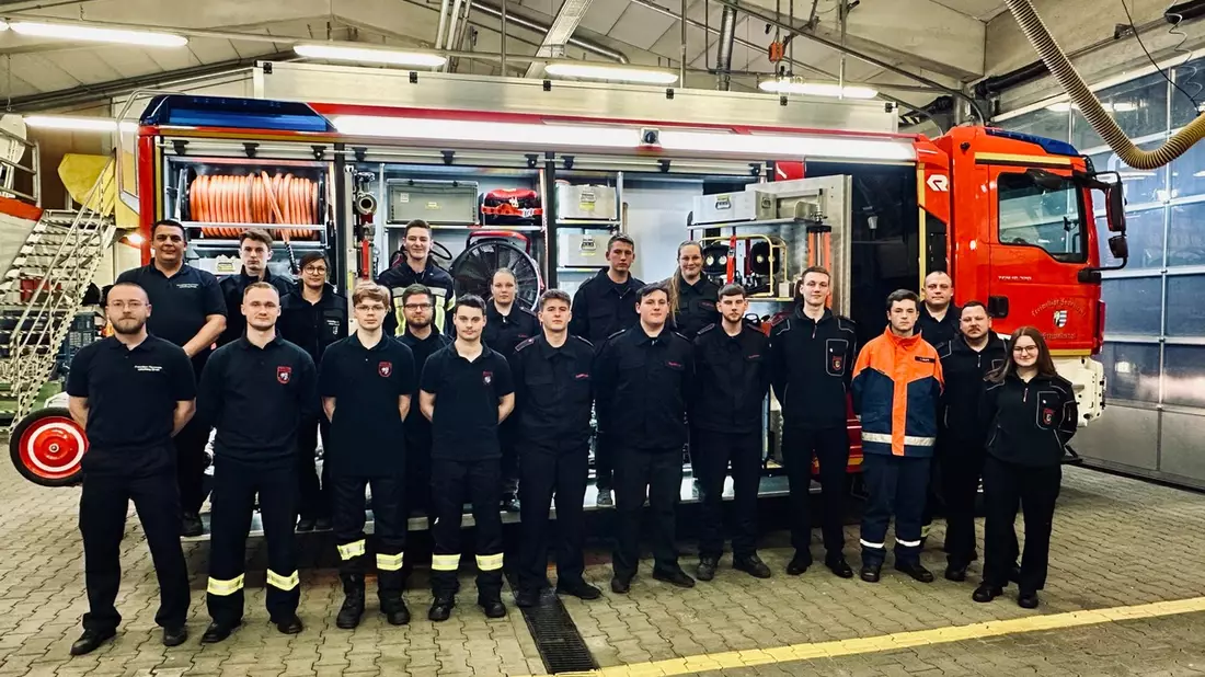 FFW Schwalmtal: Neue Feuerwehrkräfte für den Westkreis - Truppmann-1-Lehrgang gestartet - Bild: presseportal.de