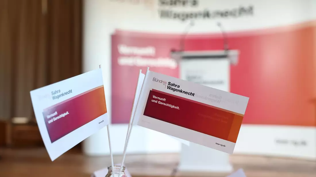 Der Name der Gründerin soll aus dem Parteinamen verschwinden. (Symbolbild) - Bild: Daniel Löb/dpa