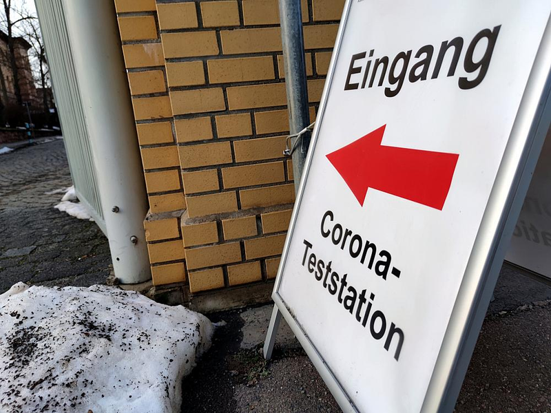 Corona-Teststation (Archiv) - Foto: über dts Nachrichtenagentur