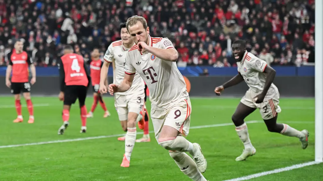 Joshua Kimmich verlängert seinen Vertrag beim FC Bayern. - Bild: Fabian Strauch/dpa