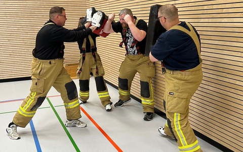 FW-OLL: Gewalt gegen EinsatzkrĂ€fte - Feuerwehr und Malteser schulen fĂŒr den Ernstfall - Foto: presseportal.de FW-OLL: Gewalt gegen EinsatzkrĂ€fte - Feuerwehr und Malteser schulen fĂŒr den Ernstfall - Foto: presseportal.de