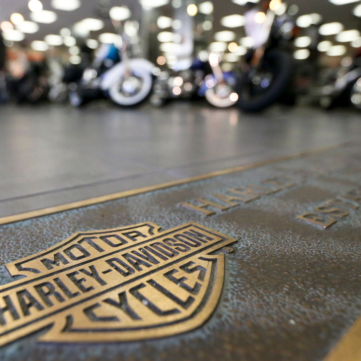 Harley-Davidson gehört auch zu den Leidtragenden. (Archivbild) - Foto: Keith Srakocic/AP/dpa