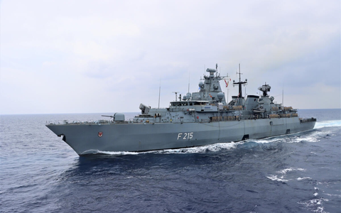 Fregatte Brandenburg löst die Baden-Württemberg im Mittelmeer ab - Foto: presseportal.de