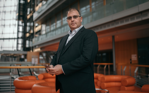 Linkspartei stärkste Kraft bei den U24-Jährigen: Stiftungsberater erklärt, wie Superreiche ihr Geld jetzt absichern - Foto: presseportal.de Linkspartei stärkste Kraft bei den U24-Jährigen: Stiftungsberater erklärt, wie Superreiche ihr Geld jetzt absichern - Foto: presseportal.de