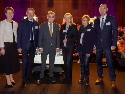POL-RE: Kreis Recklinghausen/Bottrop: Behörden und Firmen handeln gemeinsam gegen Kriminalität im Internet - 400 Gäste tauschen sich beim Cybercrime-Kongress in Gelsenkirchen aus - Foto: presseportal.de