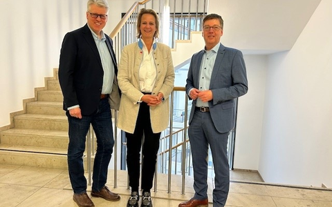 FW-MH: Neue Kooperation für eine moderne Notfallversorgung: Drei Städte unterzeichnen öffentlich-rechtliche-Vereinbarung - Foto: presseportal.de