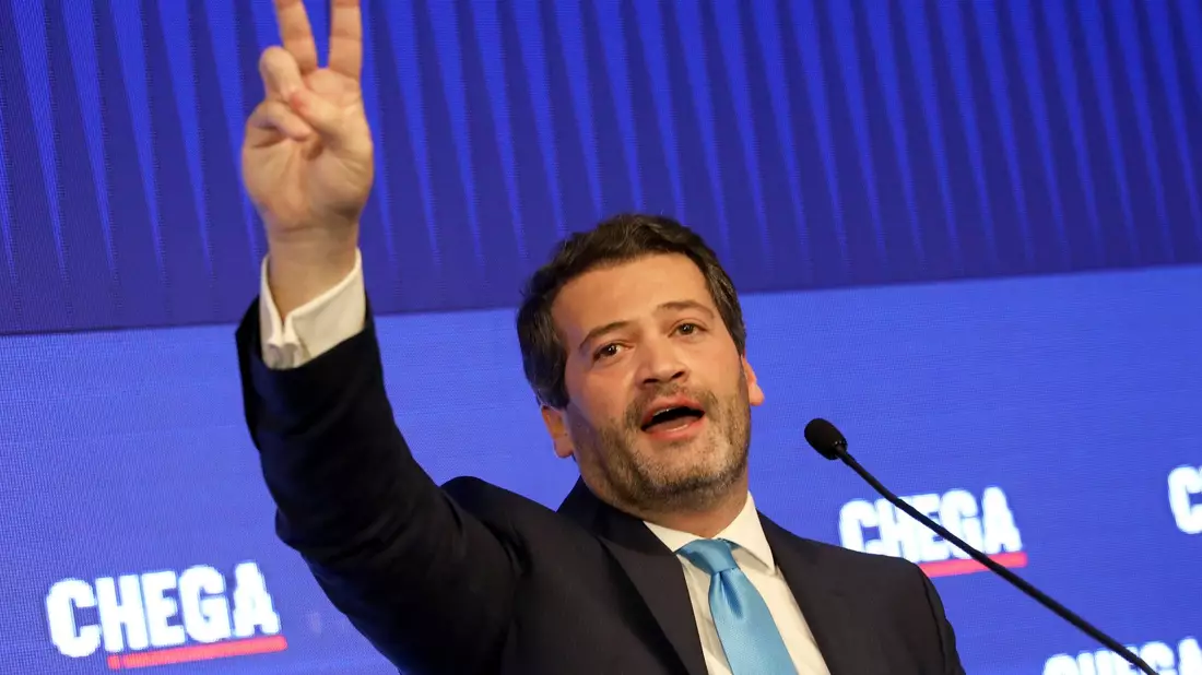 Profitiert er vom Chaos? (Archivbild) - Bild: Joao Henriques/AP/dpa