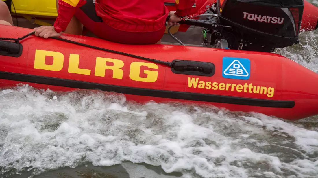 Bis zum Ende des vergangenen Sommers stieg die Zahl der Badetoten in Deutschland - aber wie sieht es im Gesamtjahr aus? (Symbolbild) - Bild: Stefan Sauer/dpa