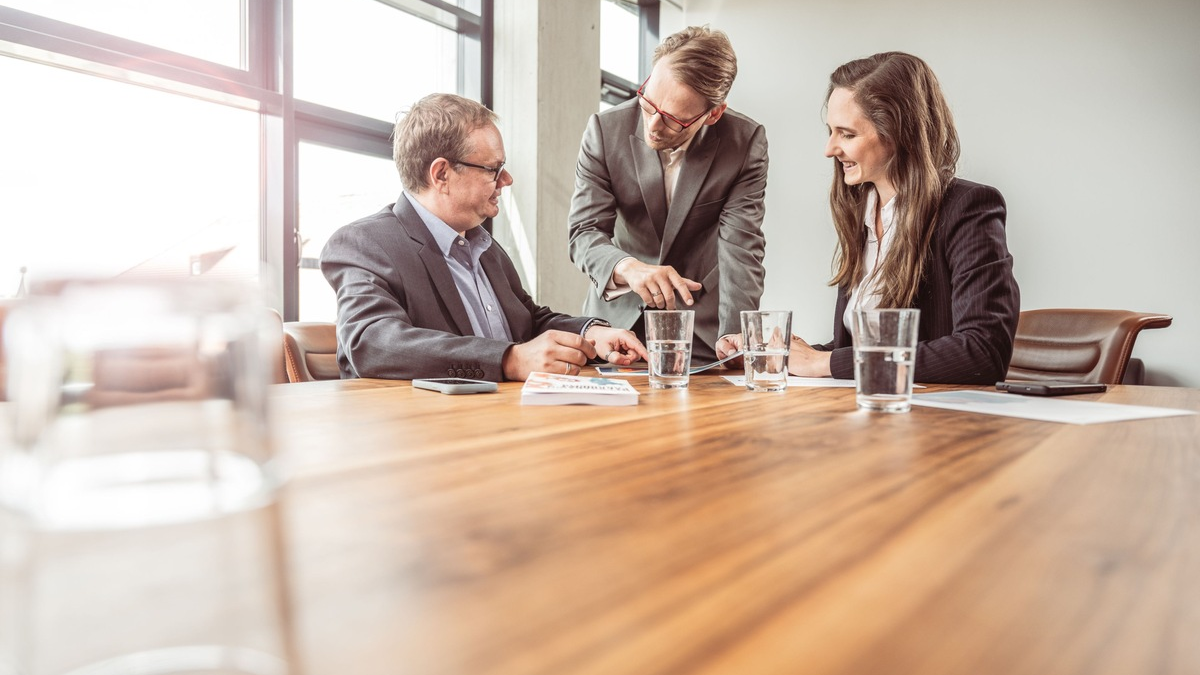 Der blinde Fleck im Mittelstand: Warum das größte Umsatzpotenzial oft im eigenen Produkt liegt - Foto: presseportal.de