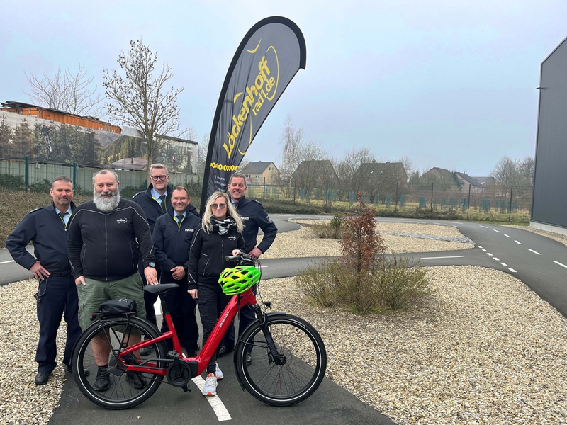 POL-PB: #LEBEN - Polizei startet Kooperation für mehr Sicherheit von Pedelec-Fahrenden im Straßenverkehr - Anmeldungen für Personen ab 65 Jahren ab sofort möglich - Foto: presseportal.de