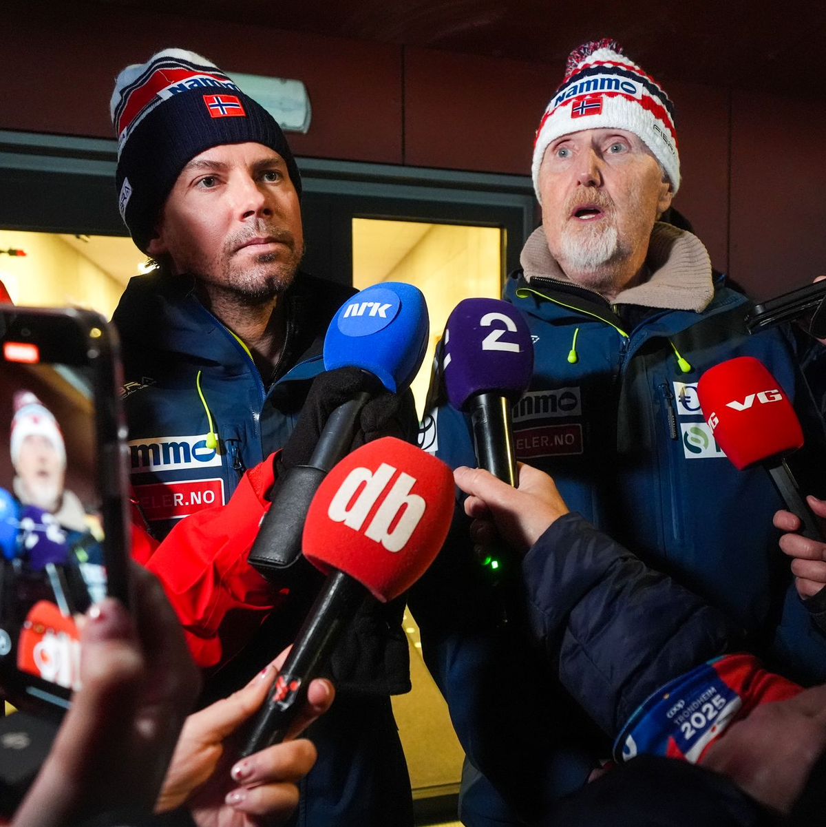 Wer wusste was? Norwegens Sportchef Aalbu (r.) steht unter Druck. - Foto: Terje Pedersen/NTB/dpa