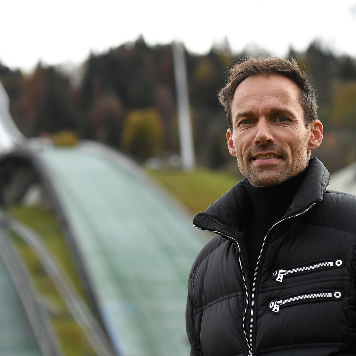 Sven Hannawald kritisiert die Norweger scharf. - Foto: Angelika Warmuth/dpa