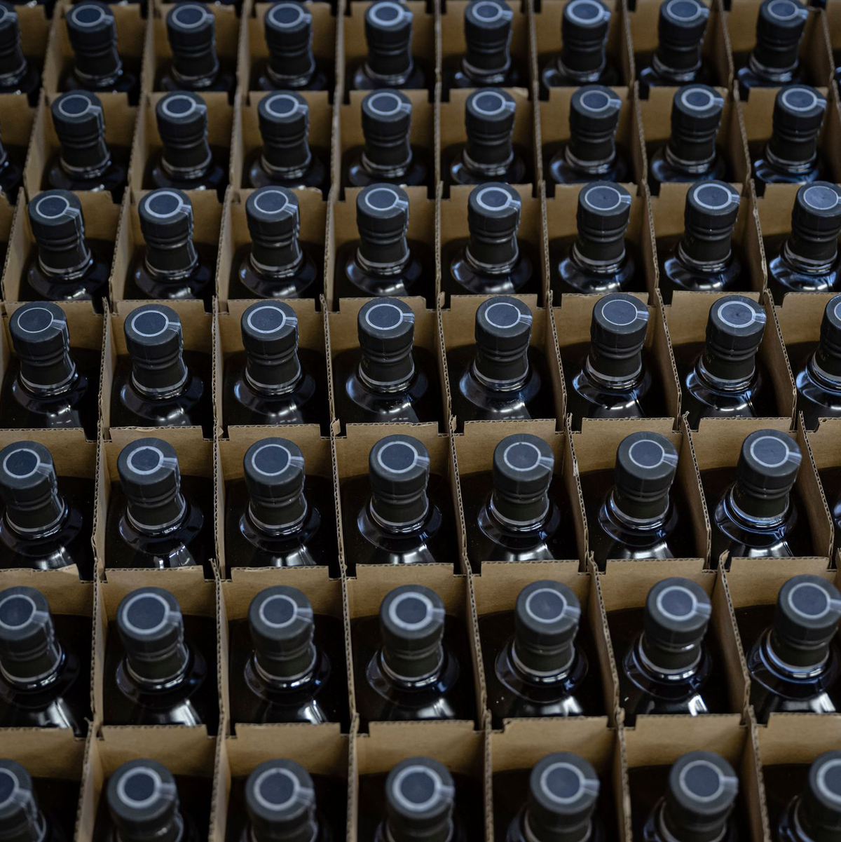 EU-Zölle auf Whiskey empören Trump - Foto: Jon Cherry/FR171965 AP/dpa