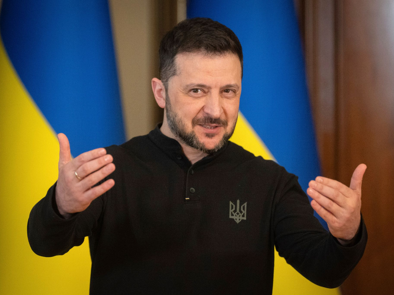 Selenskyj sieht Anzeichen, dass Russland eine neue Offensive vorbereitet. (Archivbild) - Foto: Efrem Lukatsky/AP/dpa