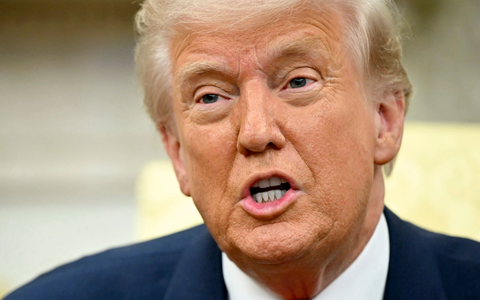 US-Präsident eckt mit einem provokanten Vergleich an. (Archivbild) - Foto: -/Pool/AP/dpa