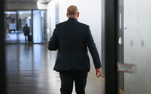 Die Sitzungen des Parlamentarischen Kontrollgremiums sind grundsätzlich geheim. Nur einmal im Jahr befragen die Abgeordneten das Spitzenpersonal der Nachrichtendienste in einer öffentlichen Sitzung. - Foto: Bernd von Jutrczenka/dpa