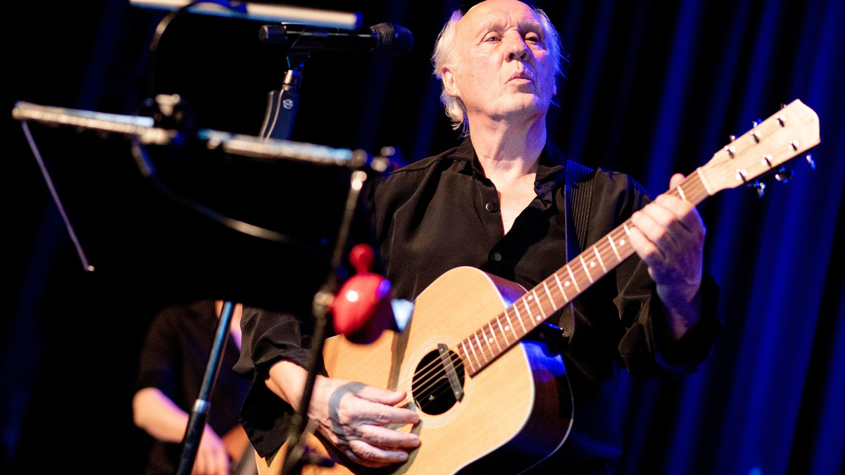 Der niederländische Liedermacher Herman van Veen wird 80 Jahre alt. (Archivbild) - Foto: Hauke-Christian Dittrich/dpa