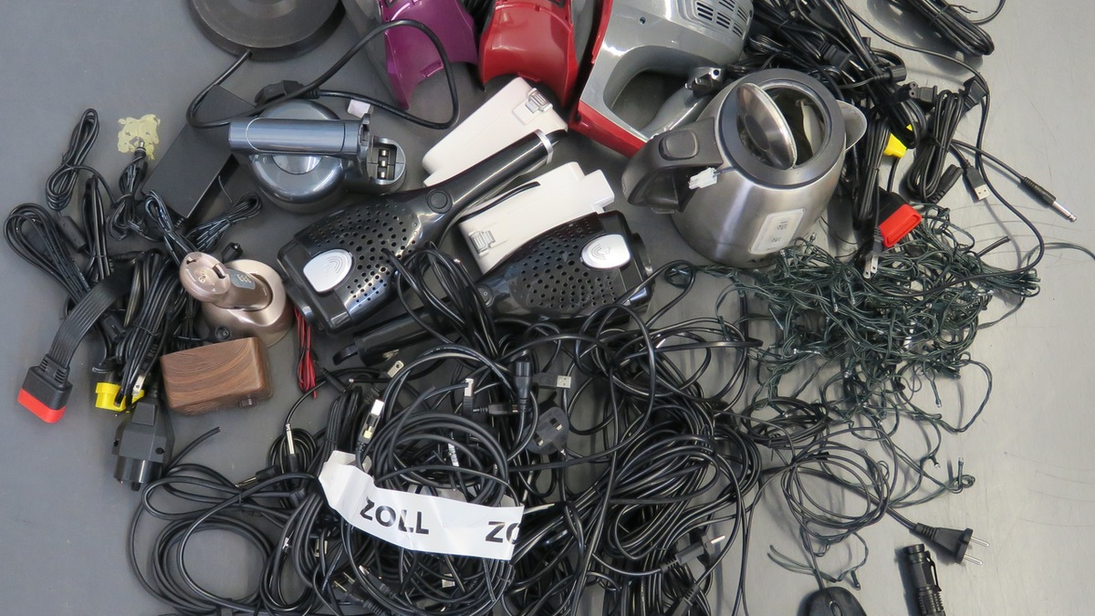 HZA-N: Weltverbrauchertag am 15. März 2025 Der Zoll leistet einen wichtigen Beitrag zum Schutz der Bürgerinnen und Bürger - Foto: Zoll, presseportal.de