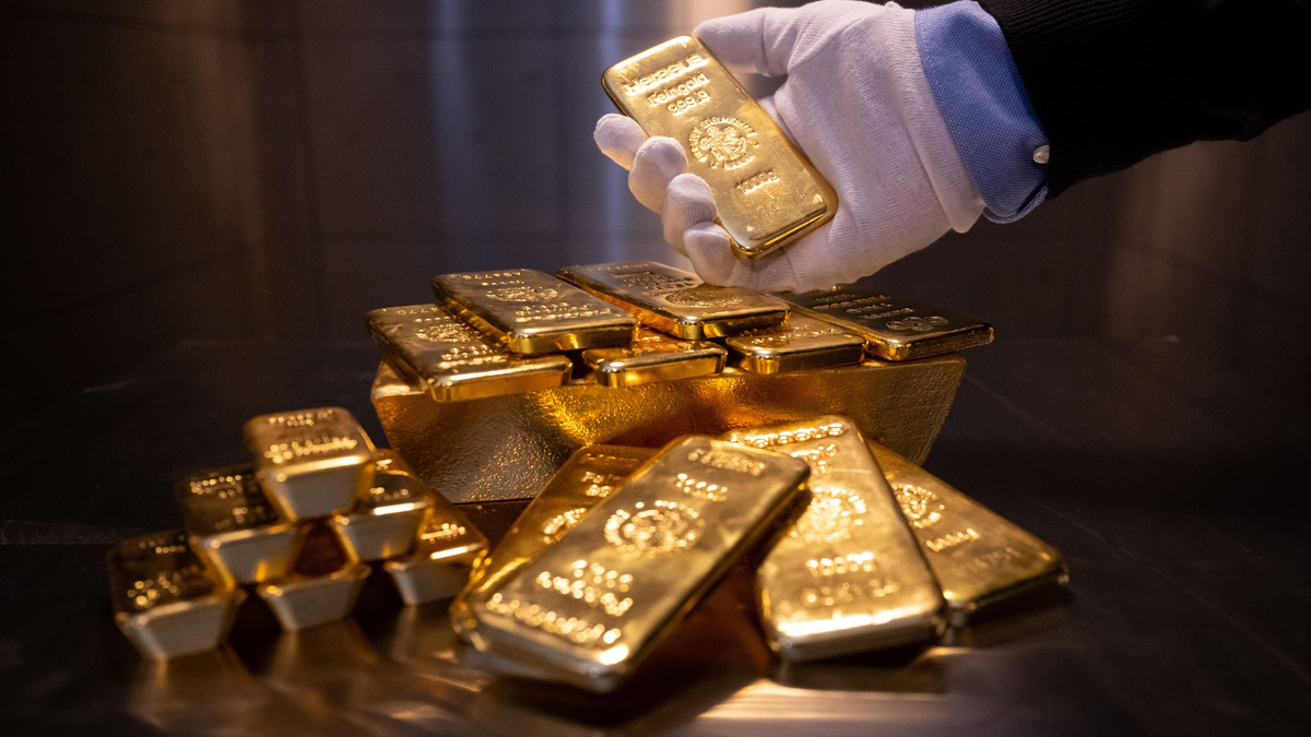 Gold setzt seinen Höhenflug fort. - Foto: Sven Hoppe/dpa/dpa-tmn