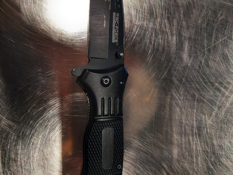 BPOLD FRA: Drei Passagiere, drei Verstöße gegen das Waffengesetz - Foto: presseportal.de