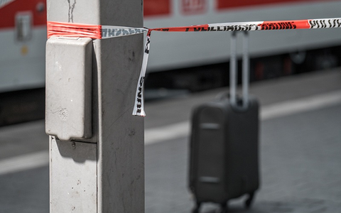 BPOLI EF: Herrenloser Koffer sorgt für Einsatz der Bundespolizei im Hauptbahnhof - Foto: presseportal.de