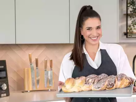 Vom Youtube-Star zur Unternehmergröße - Saliha Öczan, alias Sally - Foto: presseportal.de