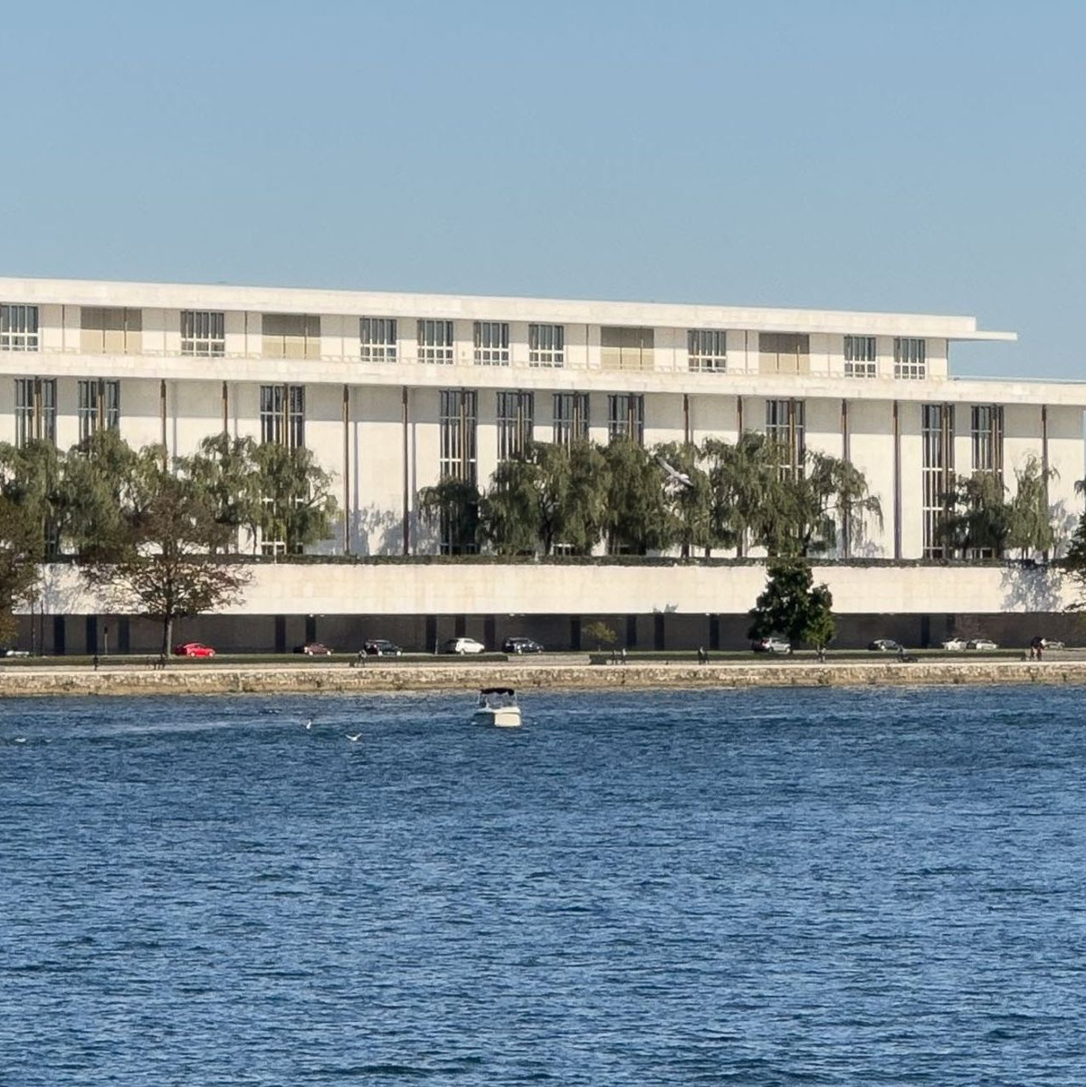 Das Kennedy Center ist eine renommierte Institution. (Archivbild) - Foto: Andrej Sokolow/dpa